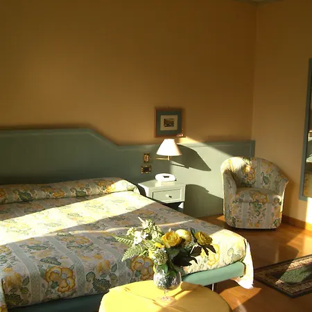 Albergo Maggio 3* Maggio